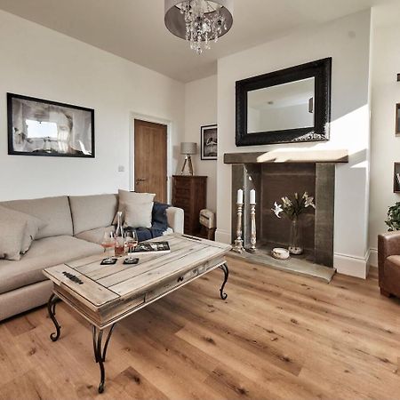 Pendle-Walking-3 Bed- Exec Contractor & Long Stay! Colne  Extérieur photo